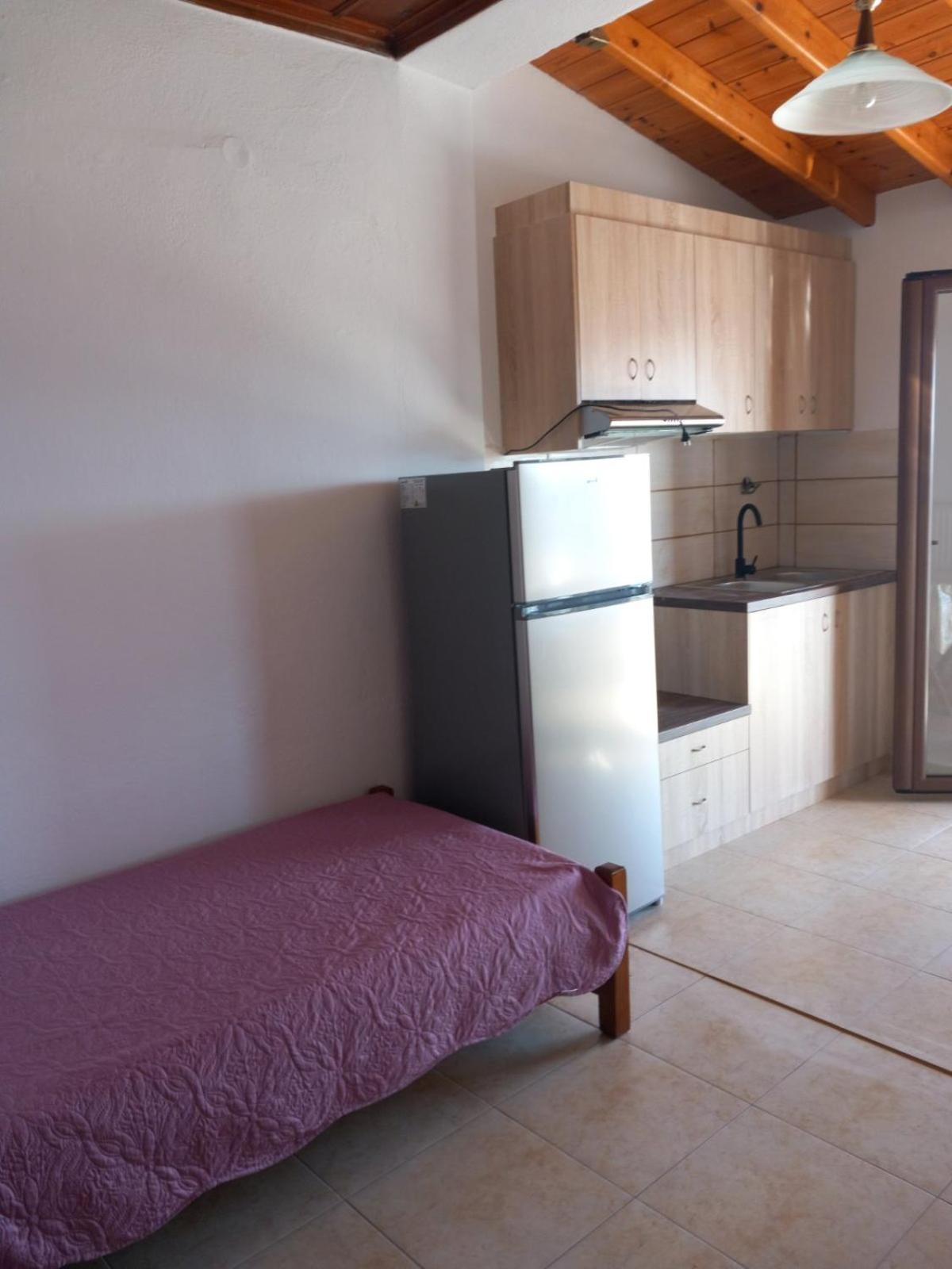 Katerinas Apartmens Skiathos Exterior foto