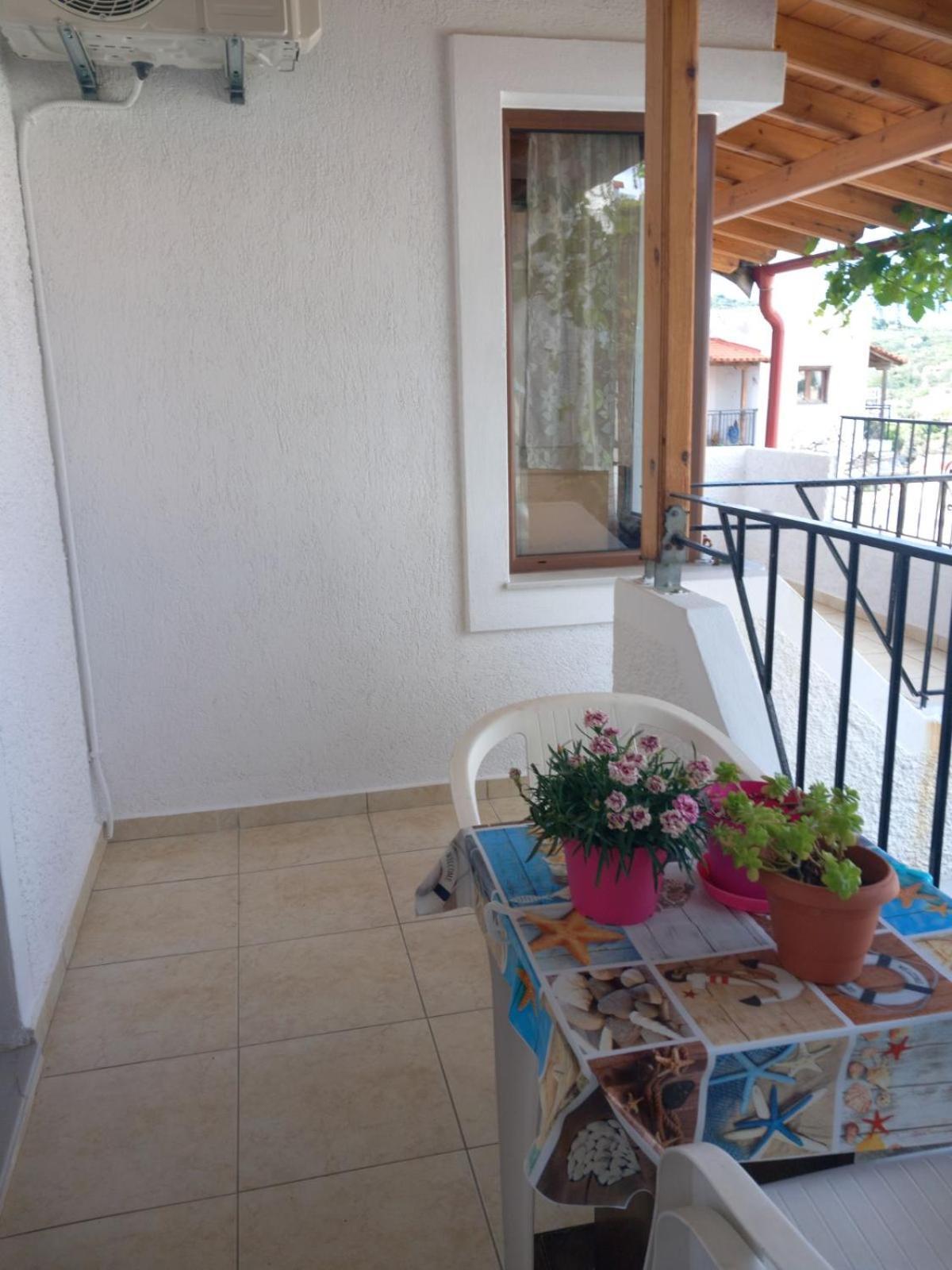 Katerinas Apartmens Skiathos Exterior foto