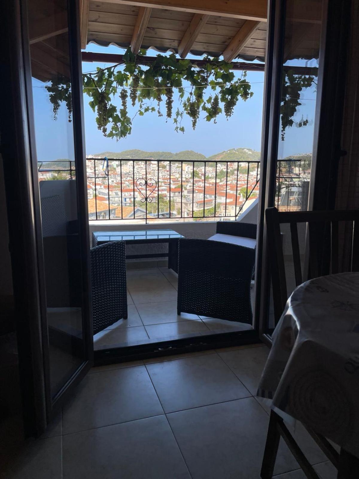 Katerinas Apartmens Skiathos Exterior foto