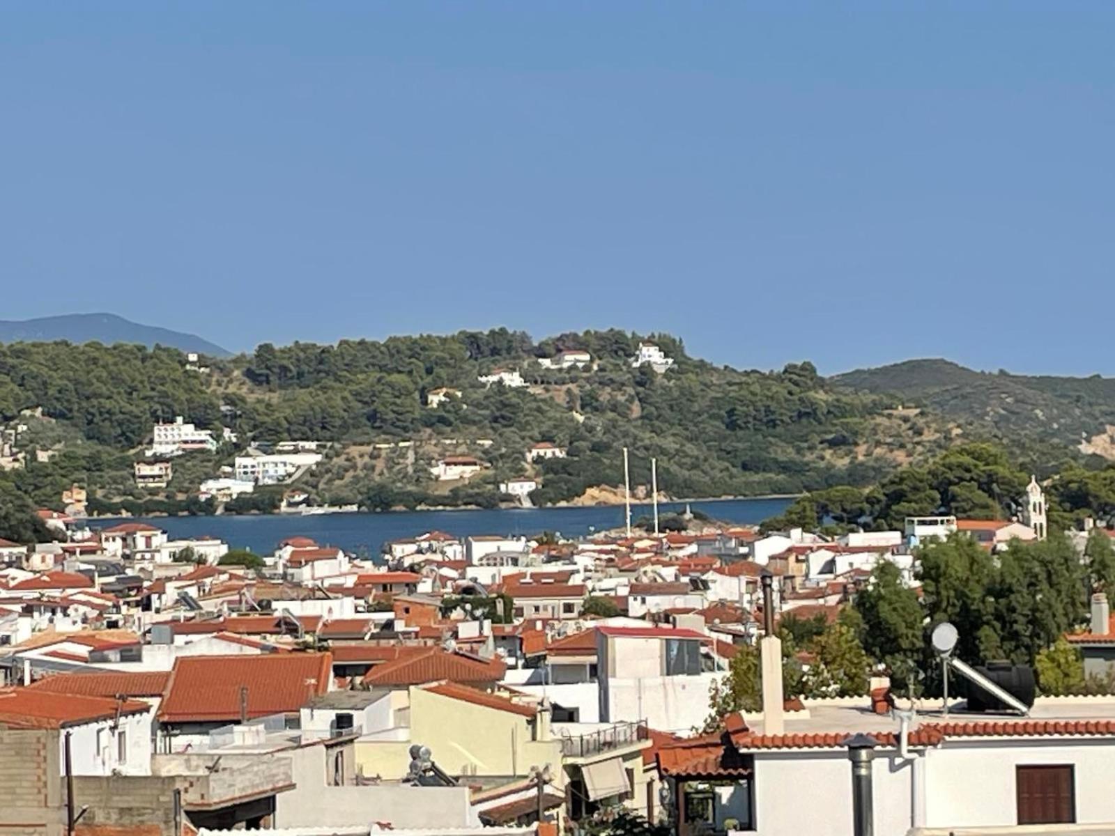 Katerinas Apartmens Skiathos Exterior foto