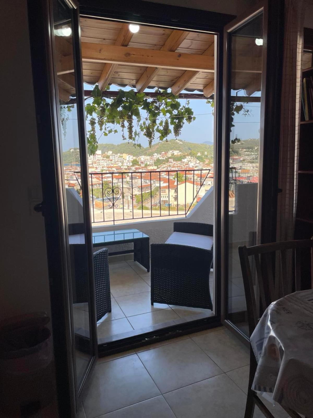 Katerinas Apartmens Skiathos Exterior foto